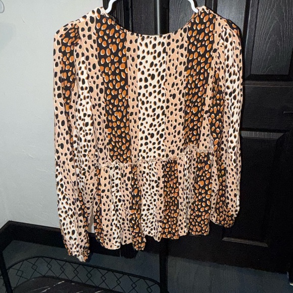 ANDREE BY UNIT - Beige and Orange Printed Peplum Blouse - Picture 4 of 6